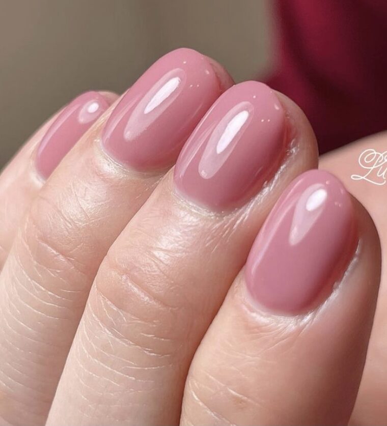 ✨艶感がたまらないネイル💅