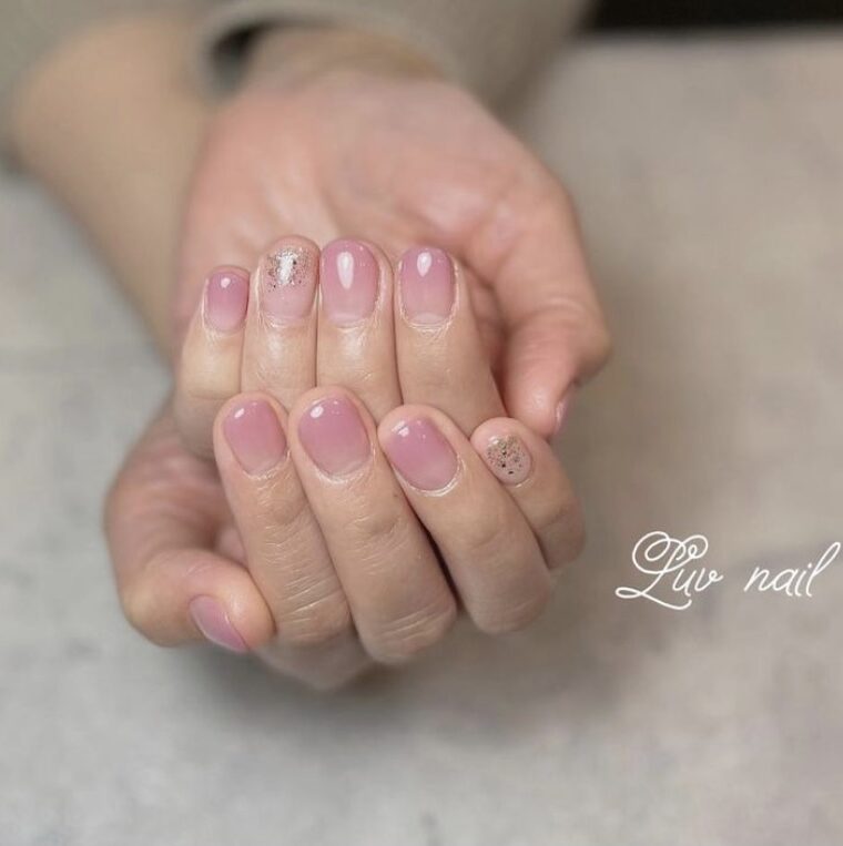 ✨うるツヤグラデーションネイル💅