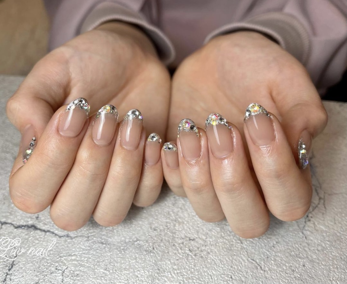 ✨ストーンフレンチネイル💅